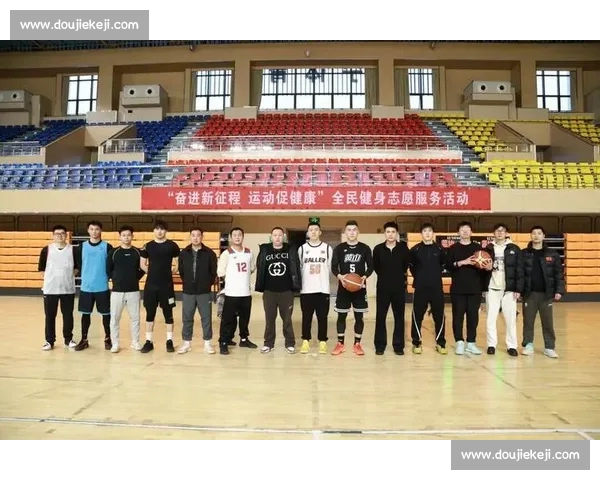 聚焦CBA赛场风云激荡见证中国篮球新征程与时代同频共振谱写荣耀篇章