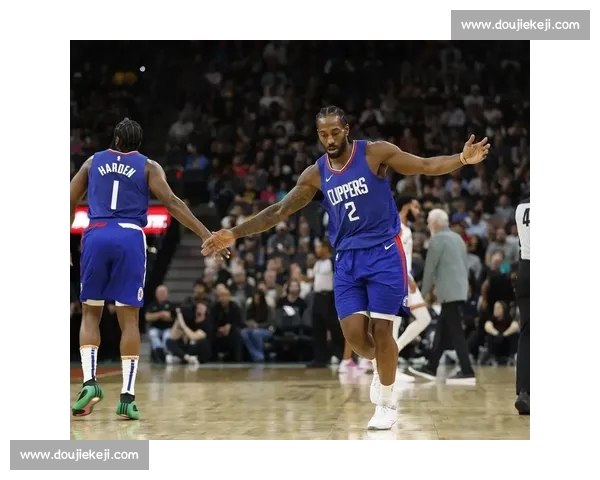 NBA今日对决精彩回顾 多场焦点战役一览表 NBA今日对决精彩回顾 多场焦点战役一览表